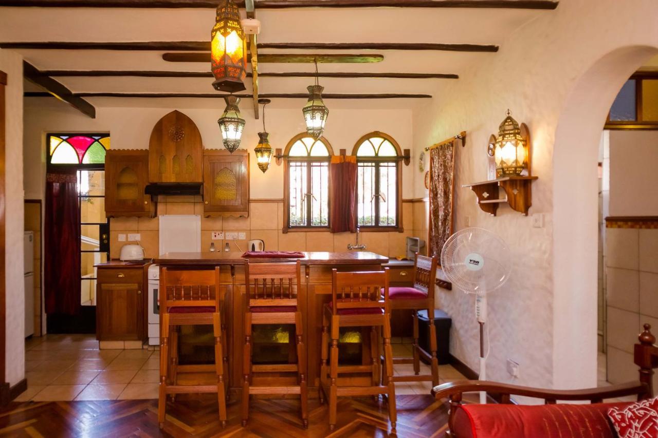 The King Post Aparthotel